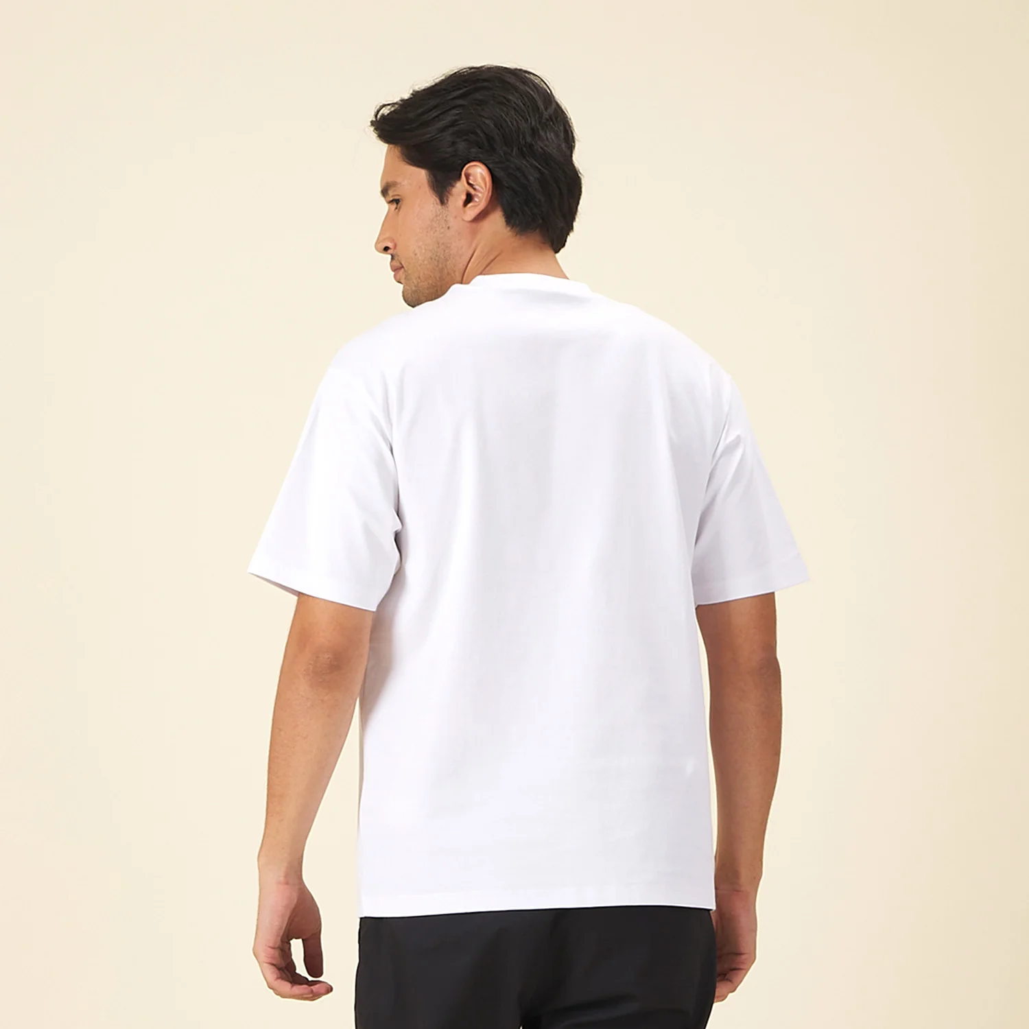 GIORDANO Men's Crew Neck Relax Fit Pocket Tee (01025208) - Image 6