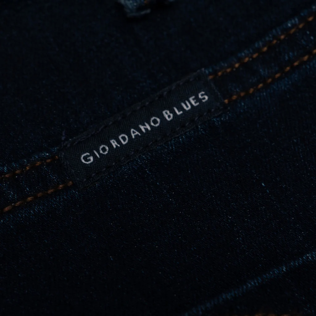 GIORDANO Men's Mid Rise Regular Tapered Denim Pants (01114053) - 02 - Dk Blue - Image 3