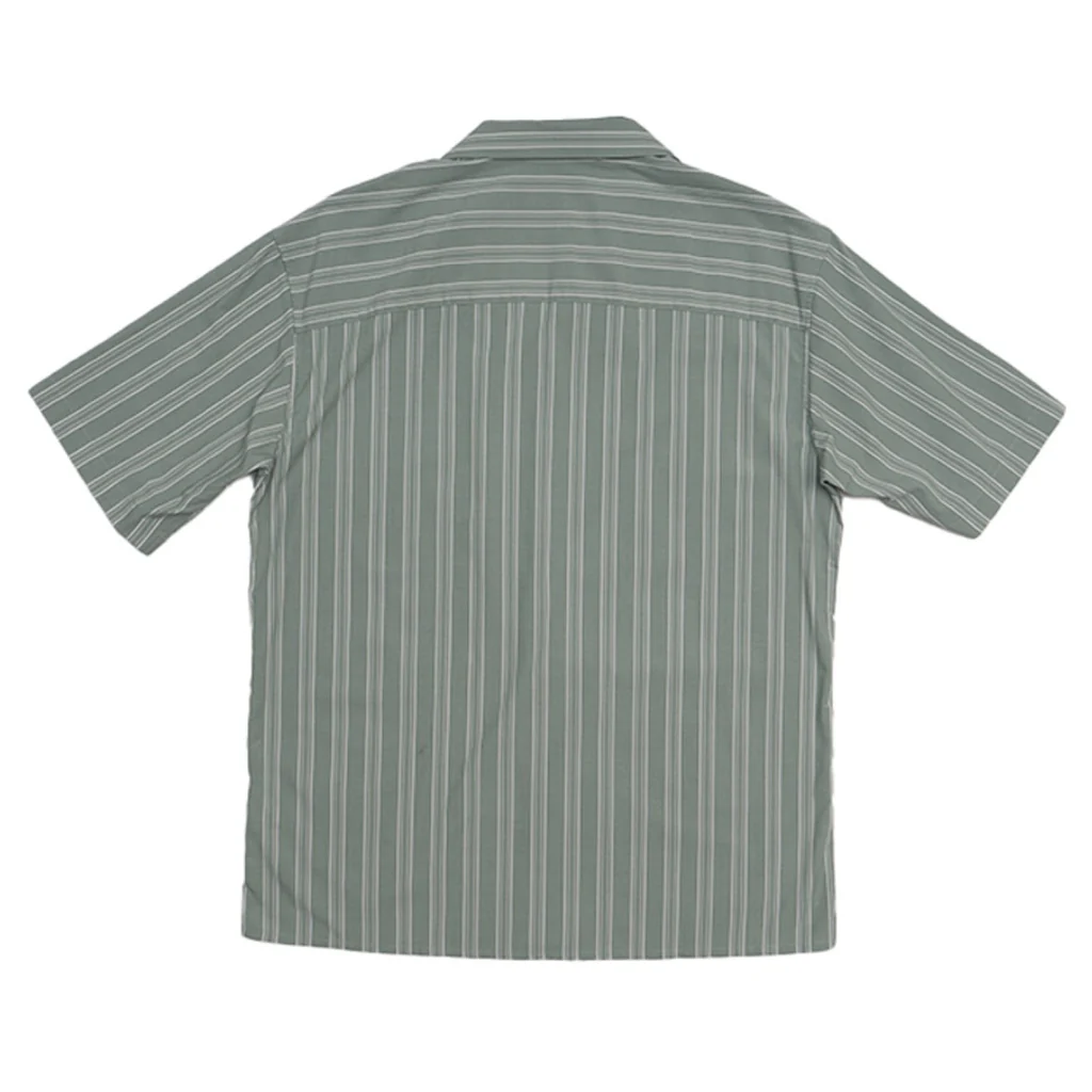 GIORDANO Men's Twill Relax Fit Short Sleeves Shirt (01045234) - Image 12